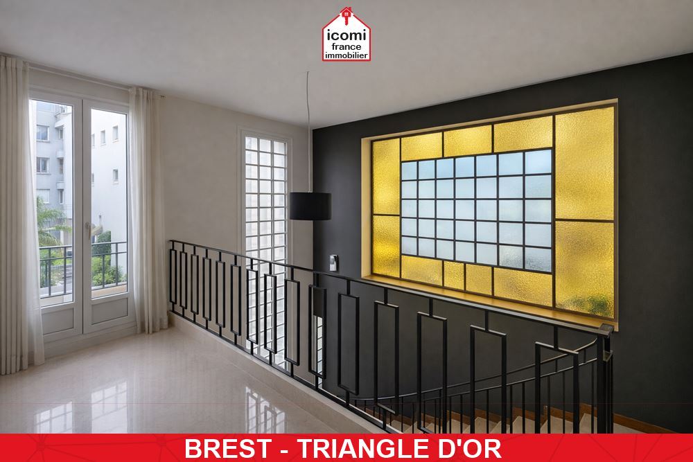 A VENDRE - BREST TRIANGLE D’OR – MAISON D’EXCEPTION – 255 M² – 5 CHAMBRES – 4/5 STATIONNEMENTS