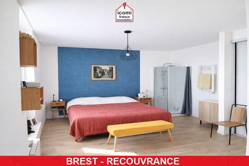 A VENDRE - IMMEUBLE 320M² - ( APPARTEMENT DE 86M² - UN T2 DE 51 M² - UN LOCAL DE 180M² ) CENTRE VILLE - BIEN RARE - T2 A RENOVER