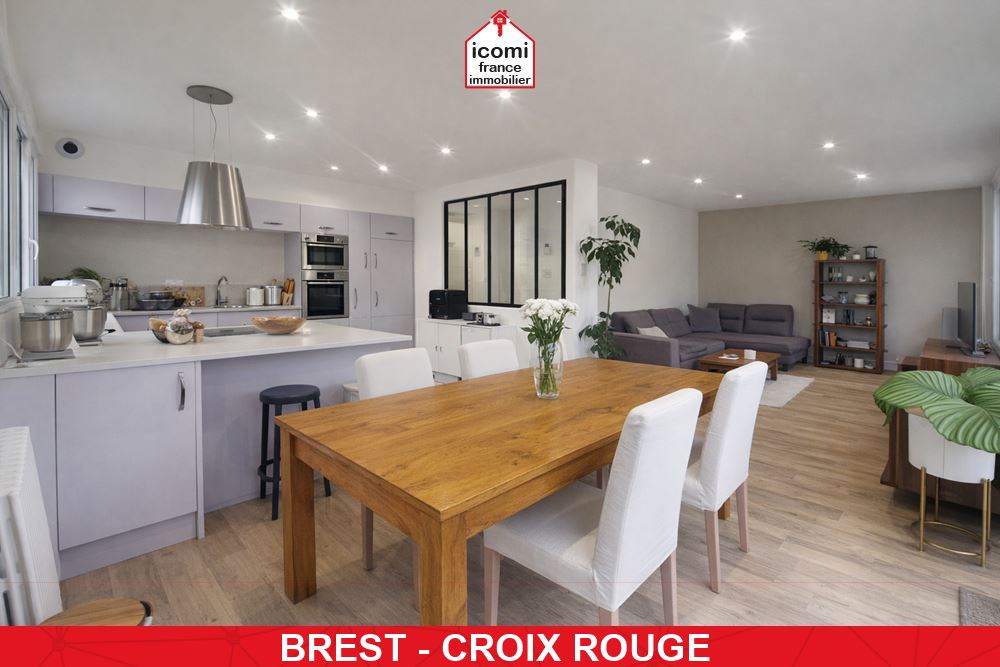 A VENDRE - MAISON ANNEE 30 - RENOVEE EN 2021 - 4 CHAMBRES - GRANDE PIECE DE VIE - GARANTIE DECENNALE - DPE C - SOUS-SOL - QUARTIER LYCEE CROIX ROUGE