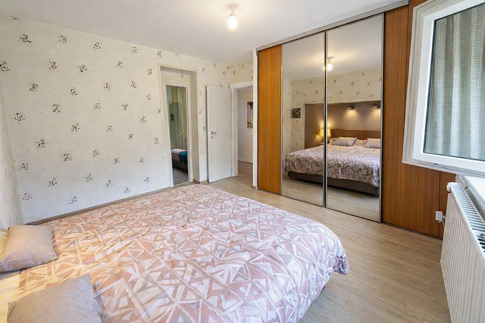 LE RELECQ-KERHUON - MAISON - 180 M2 photo 4