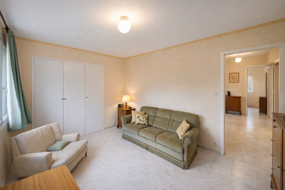 HYèRES - MAISON - 170 M2 photo 4