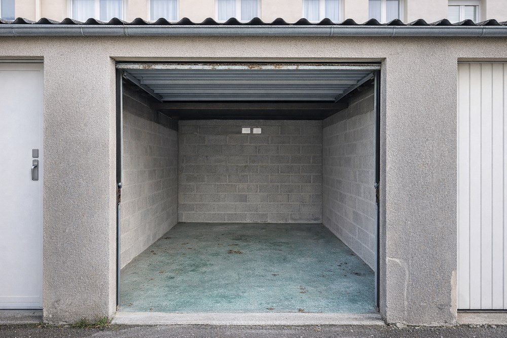 BREST - GARAGE - 16 M2