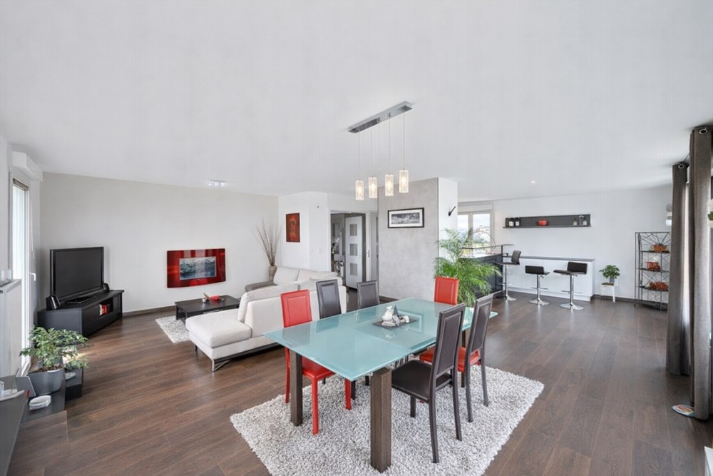 VEZIN-LE-COQUET - APPARTEMENT - 125 M2 photo 2