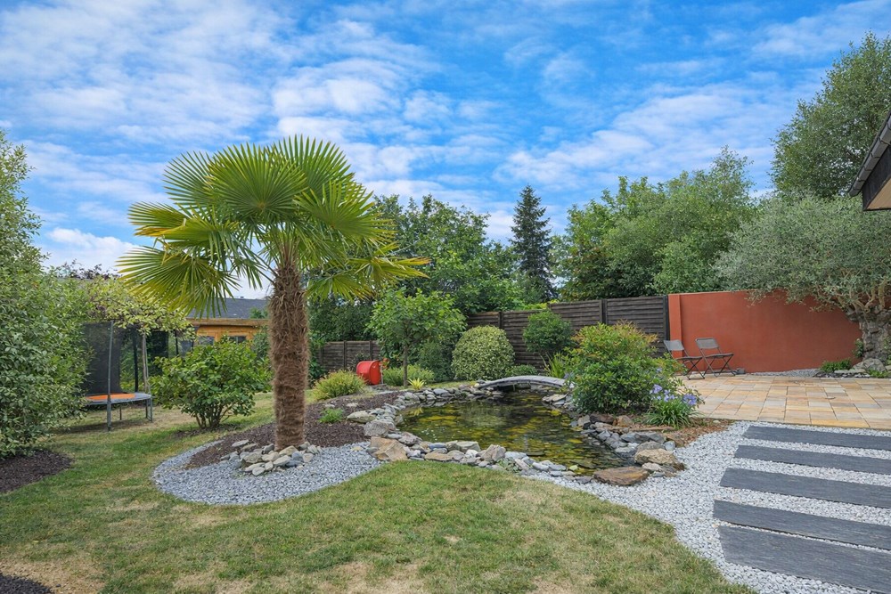 VEZIN-LE-COQUET - MAISON - 170 M2 photo 5