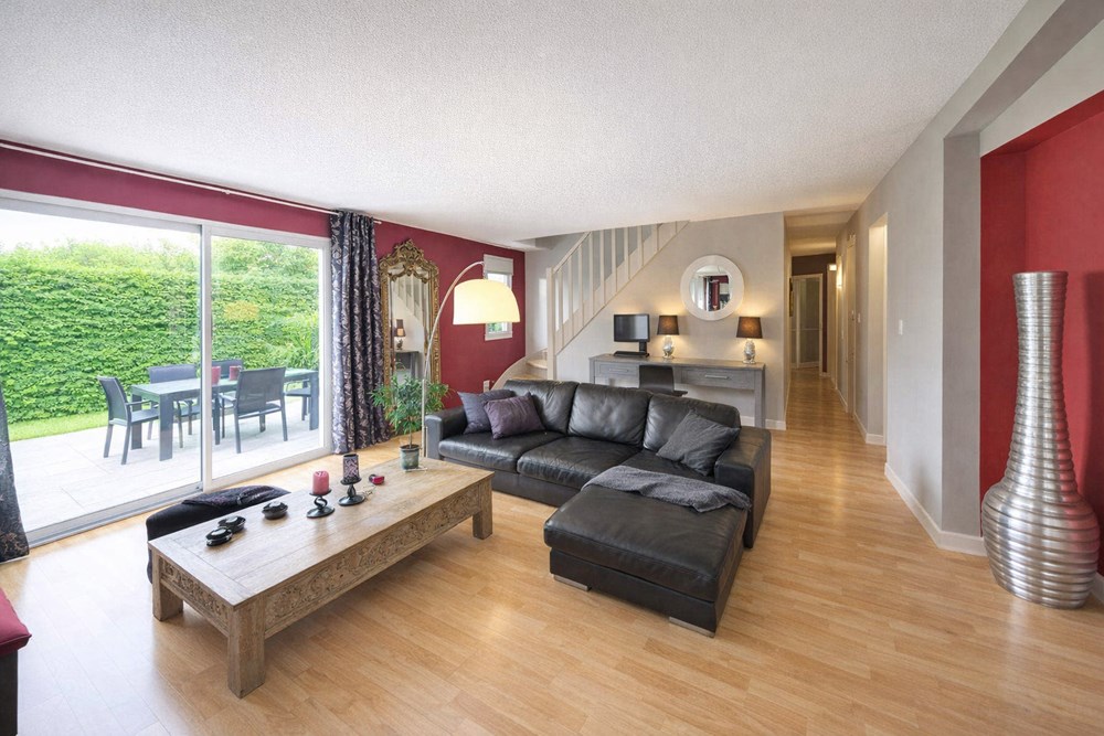SAINT-CYR-SUR-LOIRE - MAISON - 200 M2 photo 2