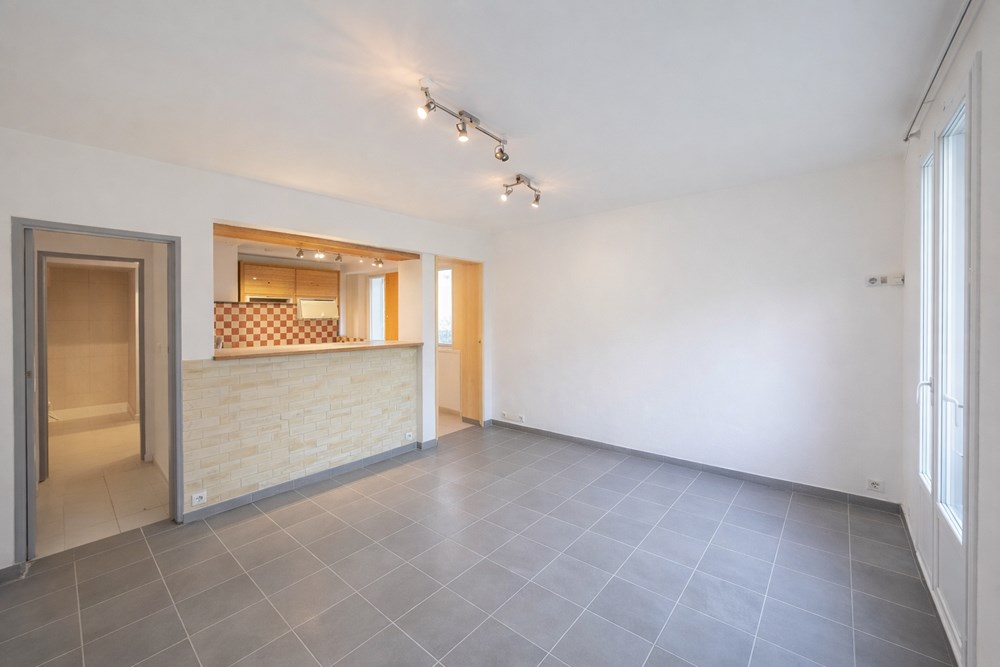 QUIMPER - APPARTEMENT - 60 M2 photo 3