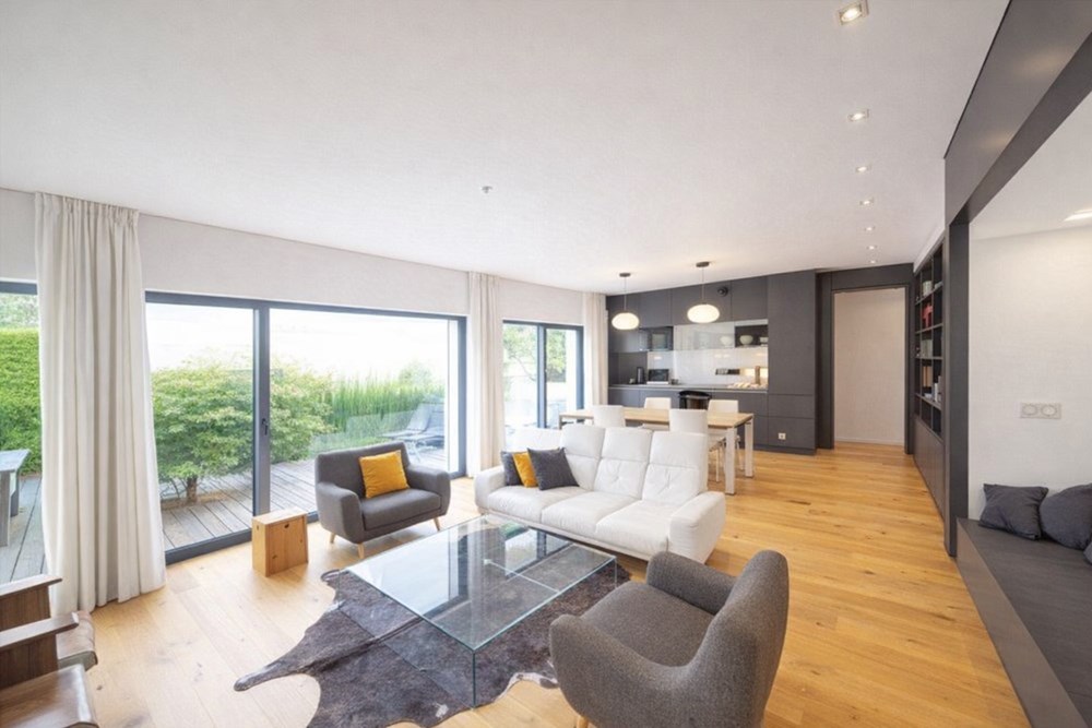 PROPRIETE T8 DE 250 M² - TERRAIN 550 M² - 5 CHAMBRES - SUITE PARENTALE 40 M² - BIOCLIMATIQUE photo 3