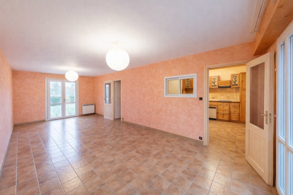 GUILERS - MAISON - 150 M2 photo 2