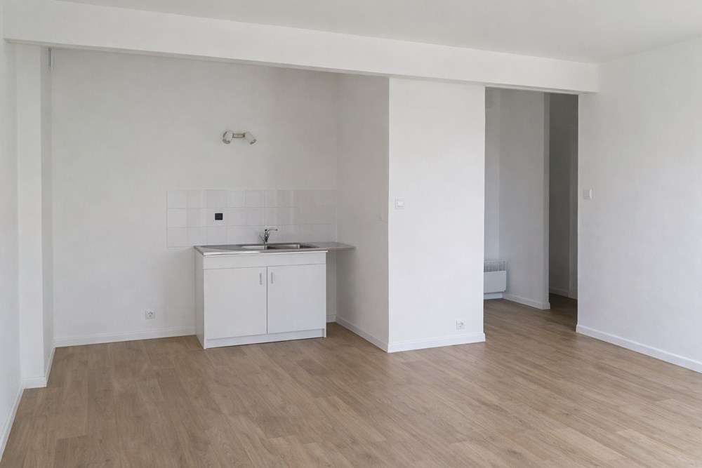 PLABENNEC - IMMEUBLE - 400 M2 photo 3