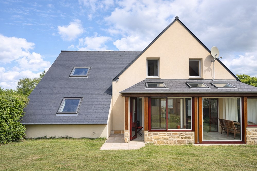 GOUESNOU - MAISON - 170 M2 - 7 PIECES