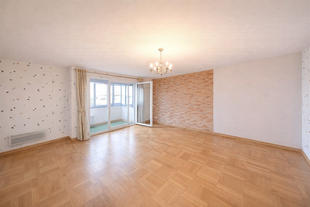 BREST - APPARTEMENT - 98 M2 - 5 PIECES photo 4