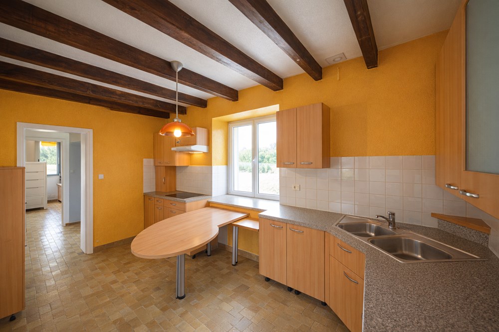 CORPS DE FERME - TERRAIN DE 6.000M² - 4/5 CHAMBRES - HANGAR - DEPENDANCES - SURFACE CULTIVABLE photo 3