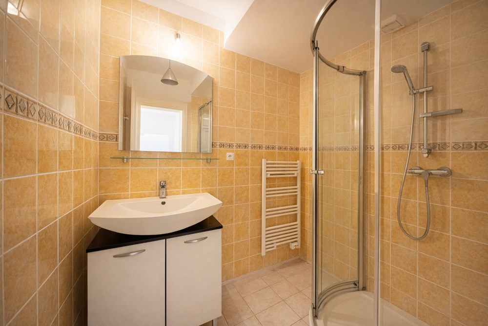 SAINT-RENAN - MAISON - 92 M2 - 6 PIECES photo 5