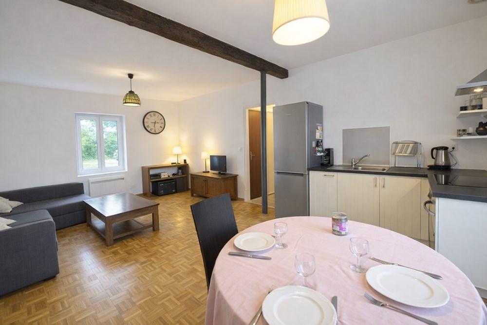 PLOUGONVELIN - APPARTEMENT - 70 M2 photo 3