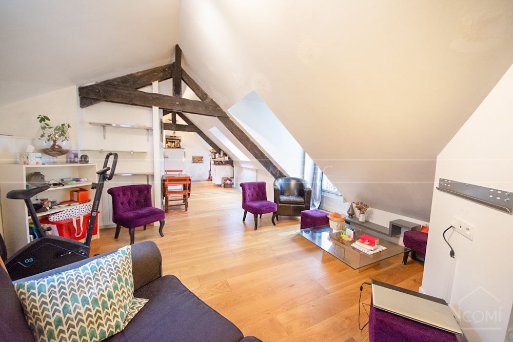 APPARTEMENT - T2 DE 50 M² - 2ND ET DERNIER ETAGE - BALCON - RENOVATION DE QUALITE - EXCEPTIONNEL