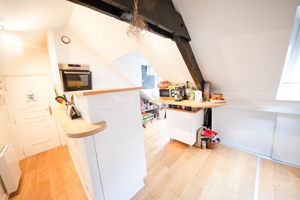 APPARTEMENT - T2 DE 50 M² - 2ND ET DERNIER ETAGE - BALCON - RENOVATION DE QUALITE - EXCEPTIONNEL photo 2