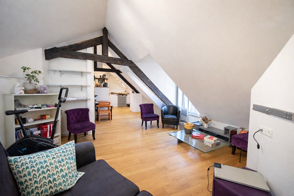 APPARTEMENT - T2 DE 50 M² - 2ND ET DERNIER ETAGE - BALCON - RENOVATION DE QUALITE - EXCEPTIONNEL