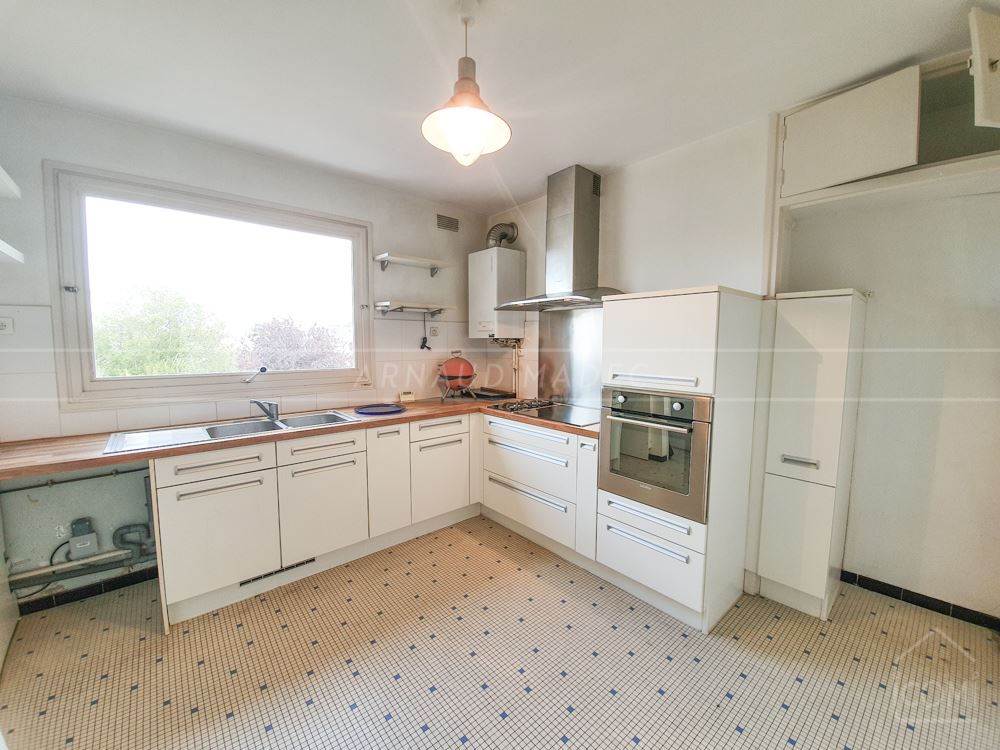 LANDERNEAU - APPARTEMENT - 85 M2 - 4 PIECES photo 2