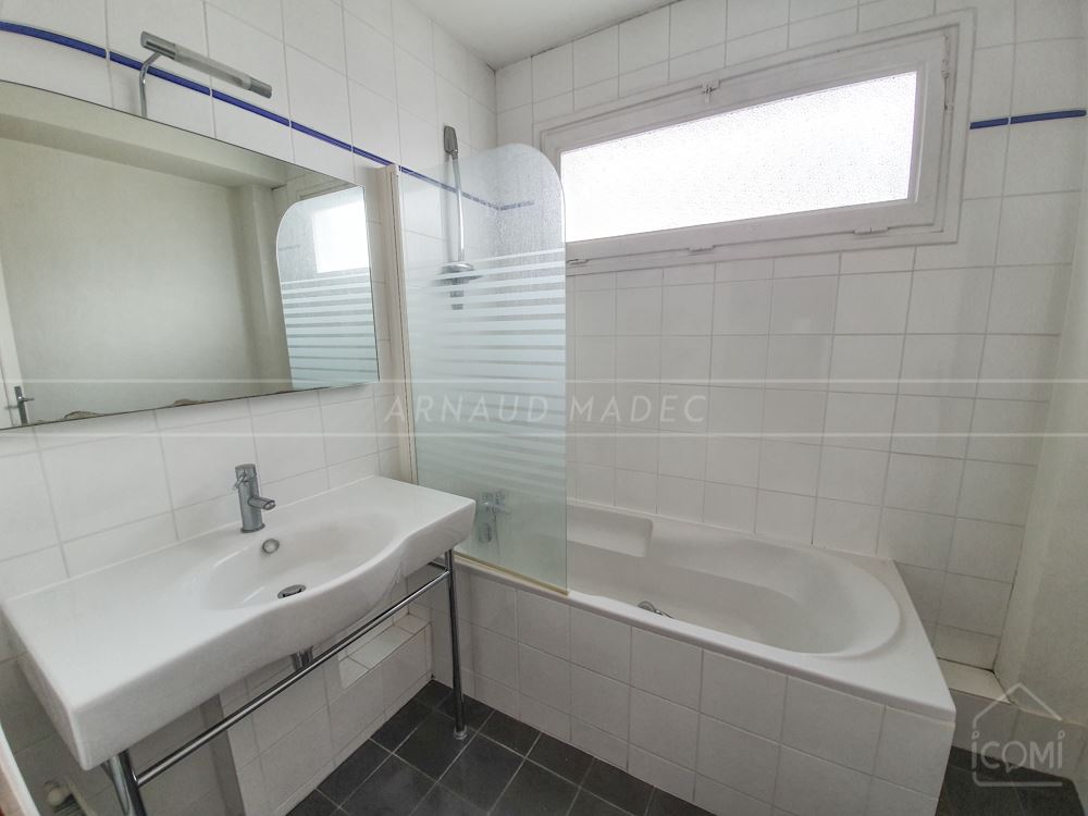 LANDERNEAU - APPARTEMENT - 85 M2 - 4 PIECES photo 5