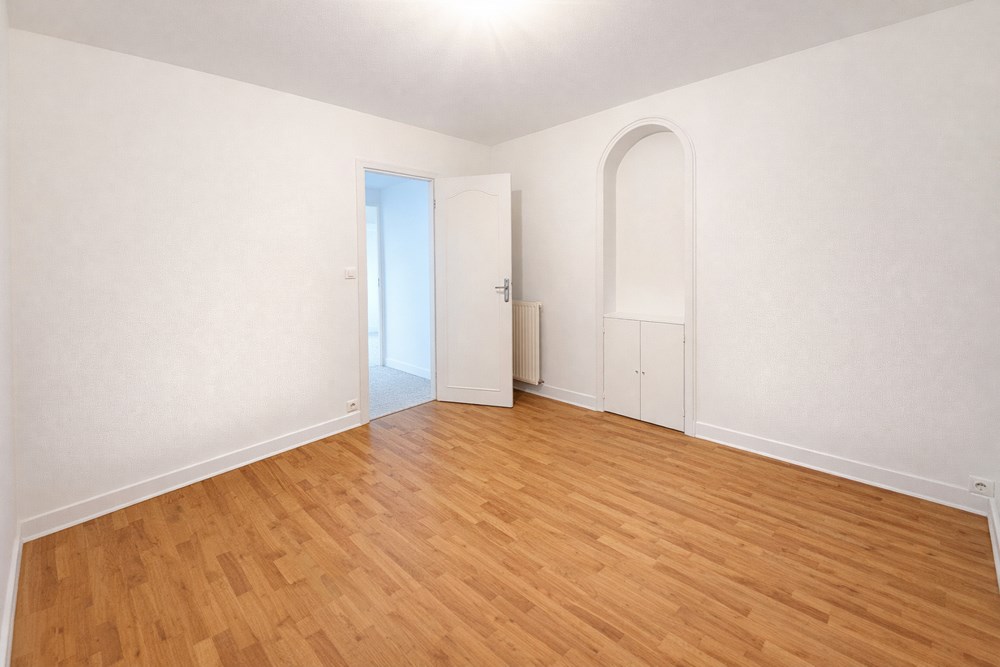 LANDERNEAU - APPARTEMENT - 85 M2 - 4 PIECES photo 4