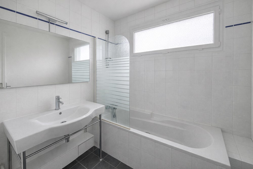 LANDERNEAU - APPARTEMENT - 85 M2 - 4 PIECES photo 5