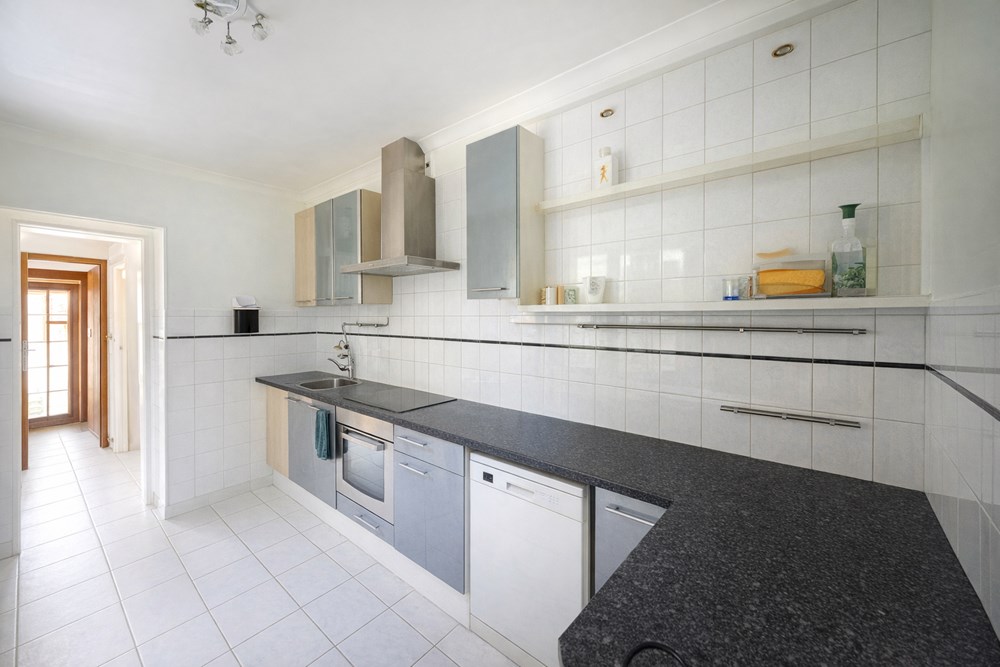 PROPRIETE T8 - 6 CHAMBRES - TERRAIN 2.500M² - CALME - JARDIN ARBORE PISCINABLE photo 5