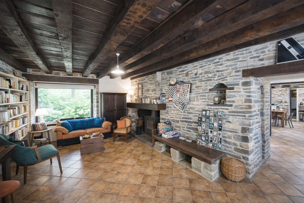 AMANLIS - MAISON - 200 M2 photo 3