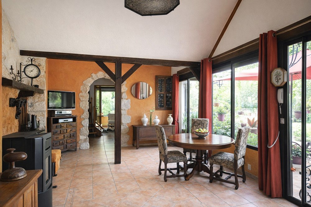 FAVEROLLES-SUR-CHER - MAISON - 100 M2 - 6 PIECES photo 4