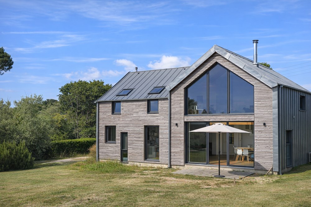 PLOUMOGUER - MAISON - 150 M2 - 1 PIECE