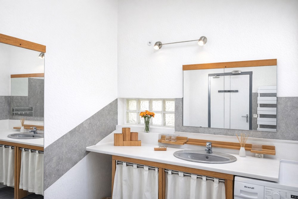 HôPITAL-CAMFROUT - MAISON - 120 M2 photo 3