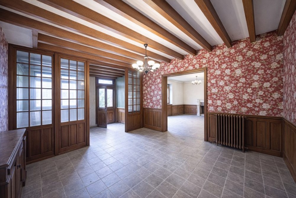 PROPRIETE 200M² - TERRAIN 2500M² - IDEAL FAMILLE - PROJET PROFESSIONNEL POSSIBLE photo 2