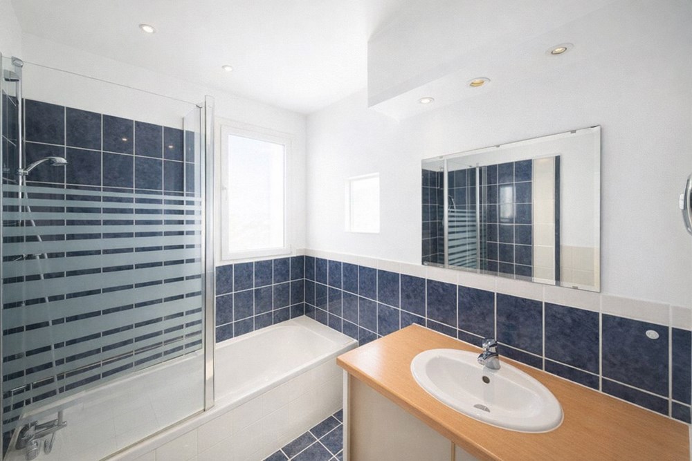 BREST - APPARTEMENT - 63 M2 - 3 PIECES photo 4