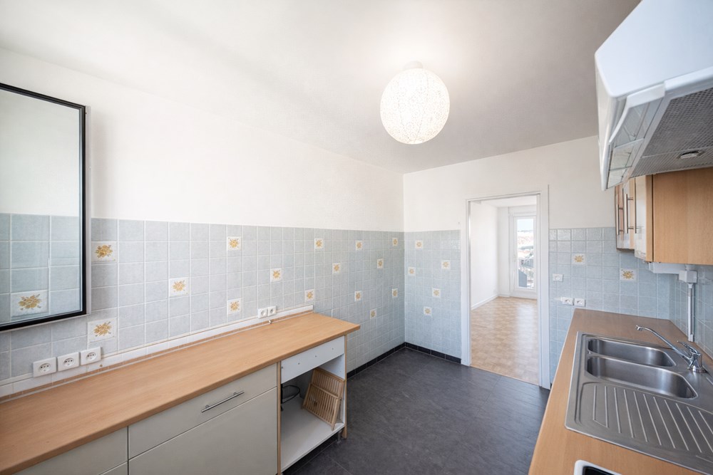 POISSY - APPARTEMENT - 61 M2 - 3 PIECES photo 3