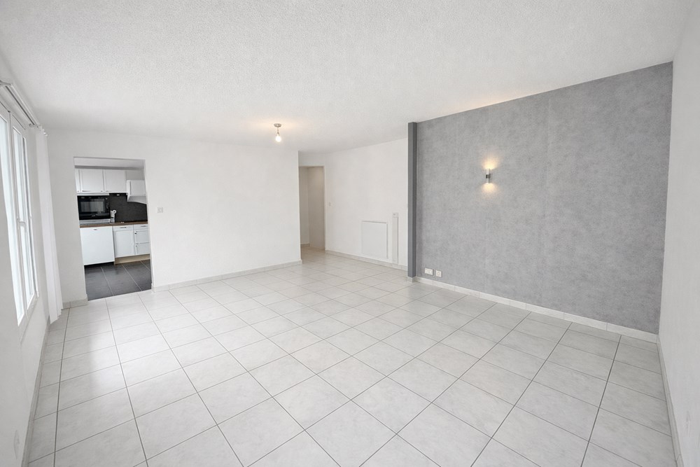 BREST - APPARTEMENT - 64 M2