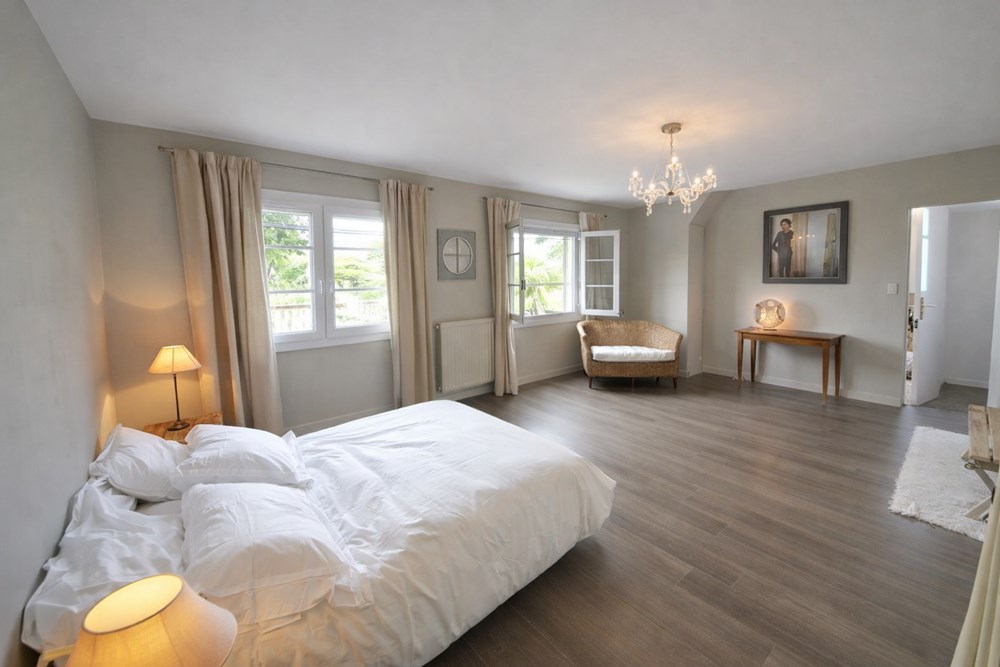 PIRIAC-SUR-MER - MAISON - 350 M2 - 7 PIECES photo 5