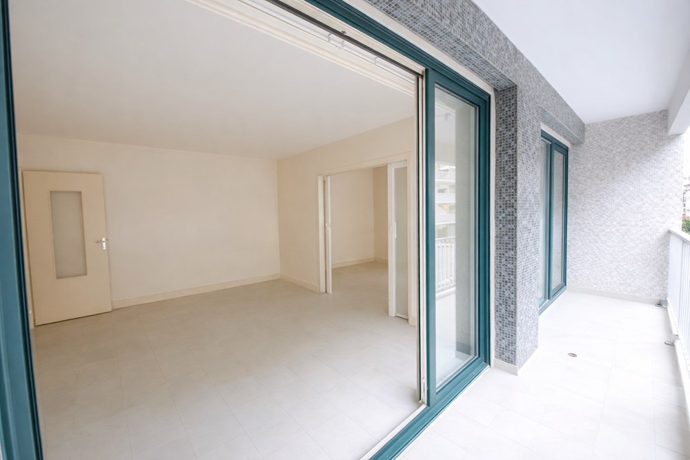PARIS 15 - APPARTEMENT - 45 M2 - 2 PIECES