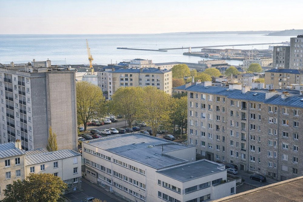 BREST - APPARTEMENT - 154 M2 - 6 PIECES