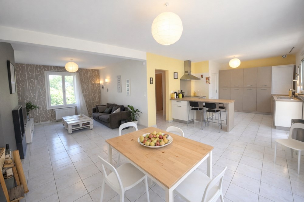 FOUGèRES - MAISON - 150 M2 photo 4
