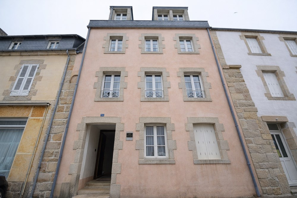 IMMEUBLE DE RAPPORT DE 300M²