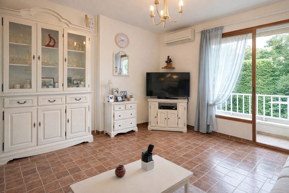 LES ISSAMBRES - APPARTEMENT - 70 M2 - 3 PIECES