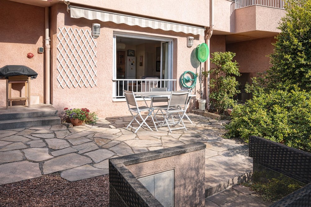LES ISSAMBRES - APPARTEMENT - 70 M2 - 3 PIECES photo 3