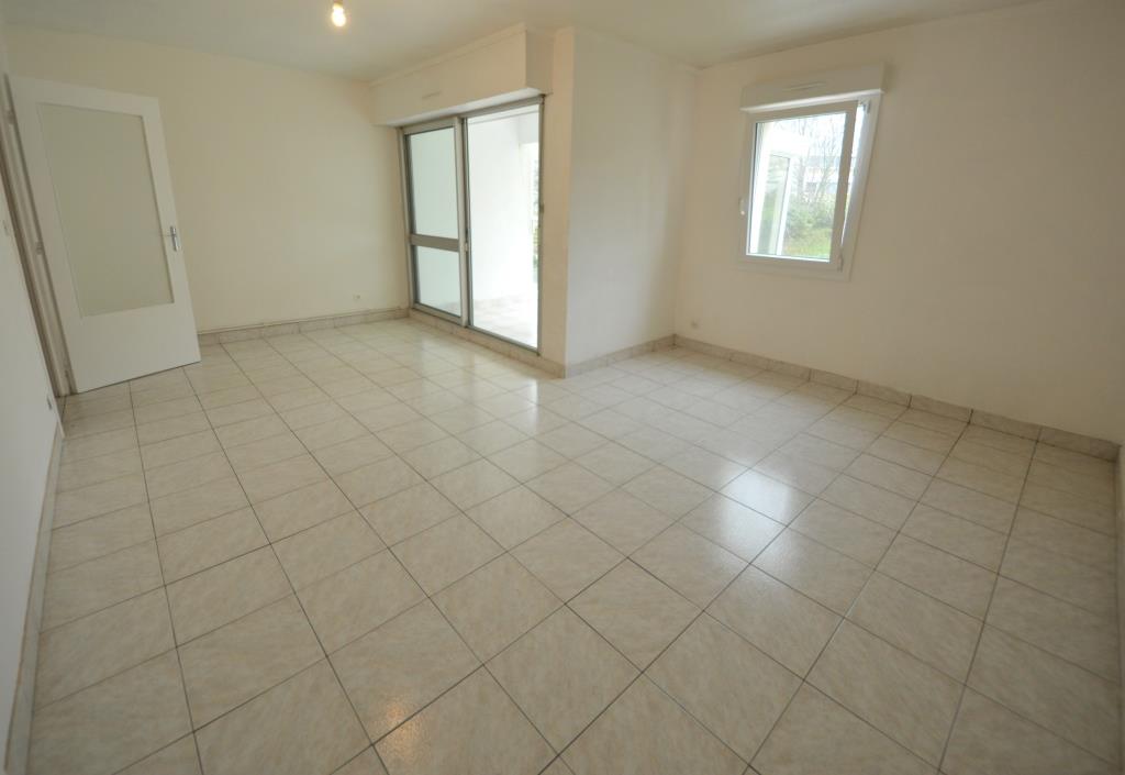 BREST - APPARTEMENT - 85 M2 - 3 PIECES
