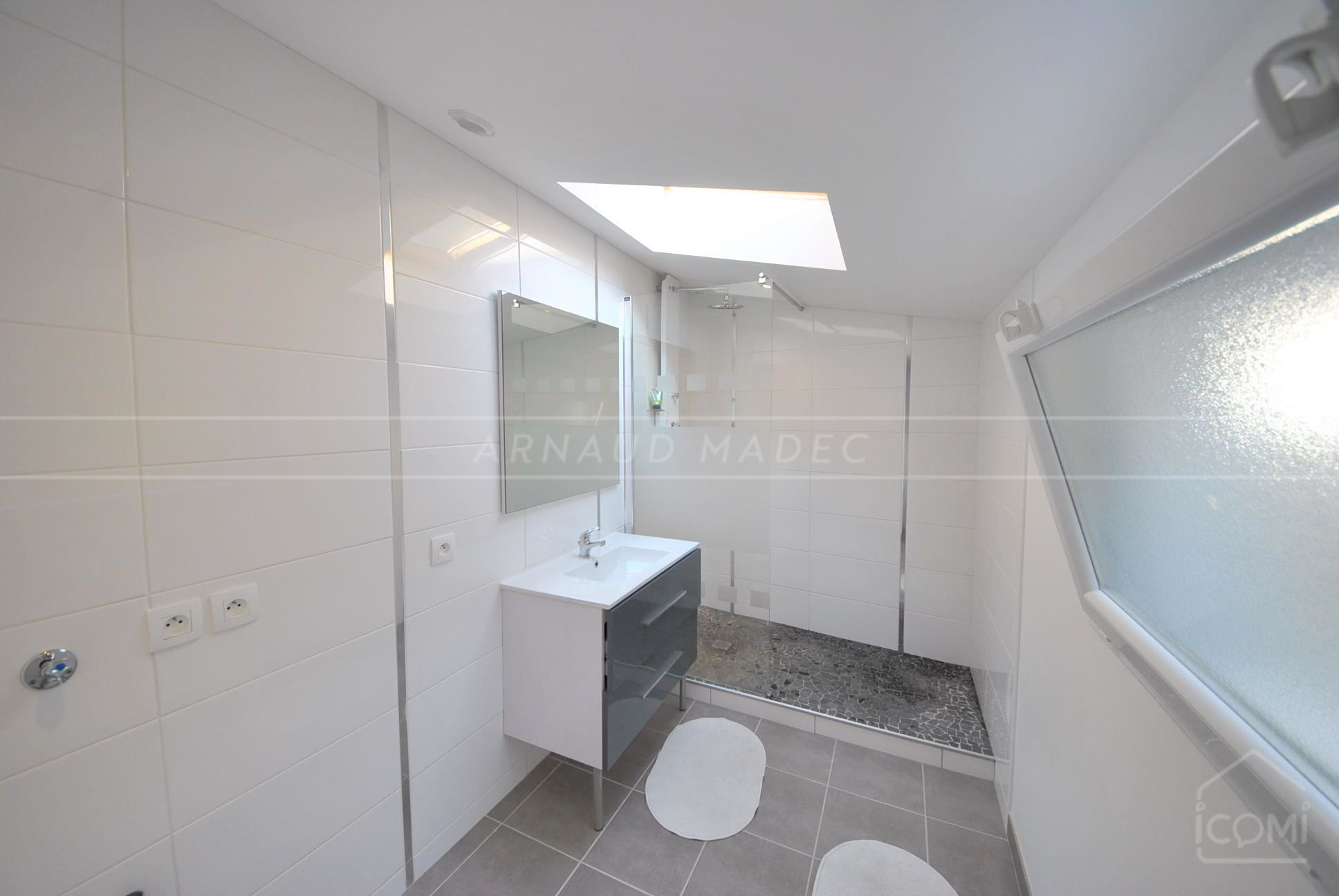 LE RELECQ-KERHUON - MAISON - 100 M2 - 4 PIECES photo 2