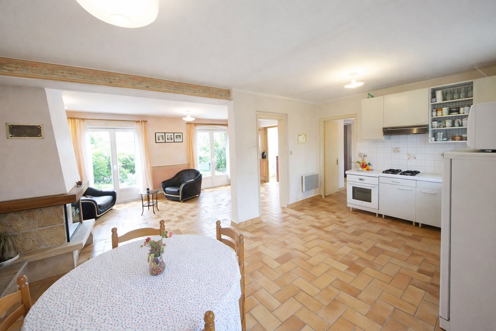 SAINT-RENAN - MAISON - 130 M2 photo 2