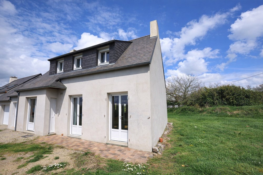 SAINT-RENAN - MAISON - 130 M2 photo 5
