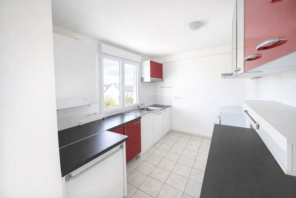 LANDERNEAU - MAISON - 90 M2 - 4 PIECES photo 3
