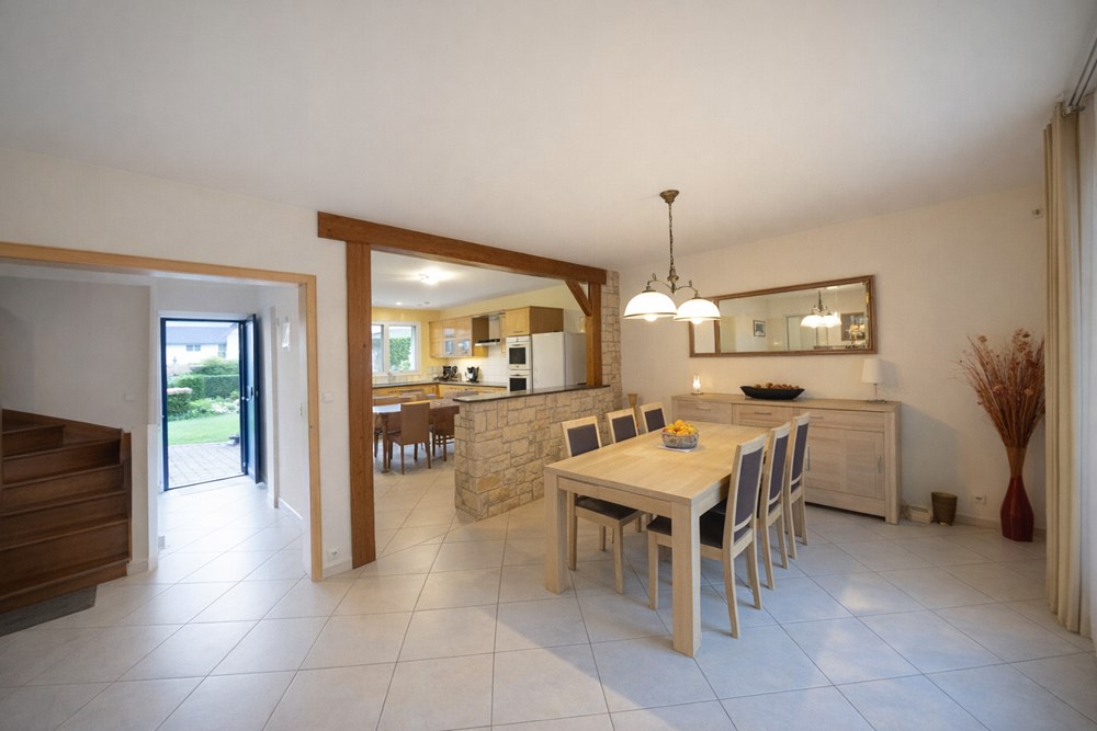 MAISON - 4/5 CHAMBRES - ESPACE VIE 60 M² - TERRAIN 450M² - CALME - AUCUN TRAVAUX photo 2