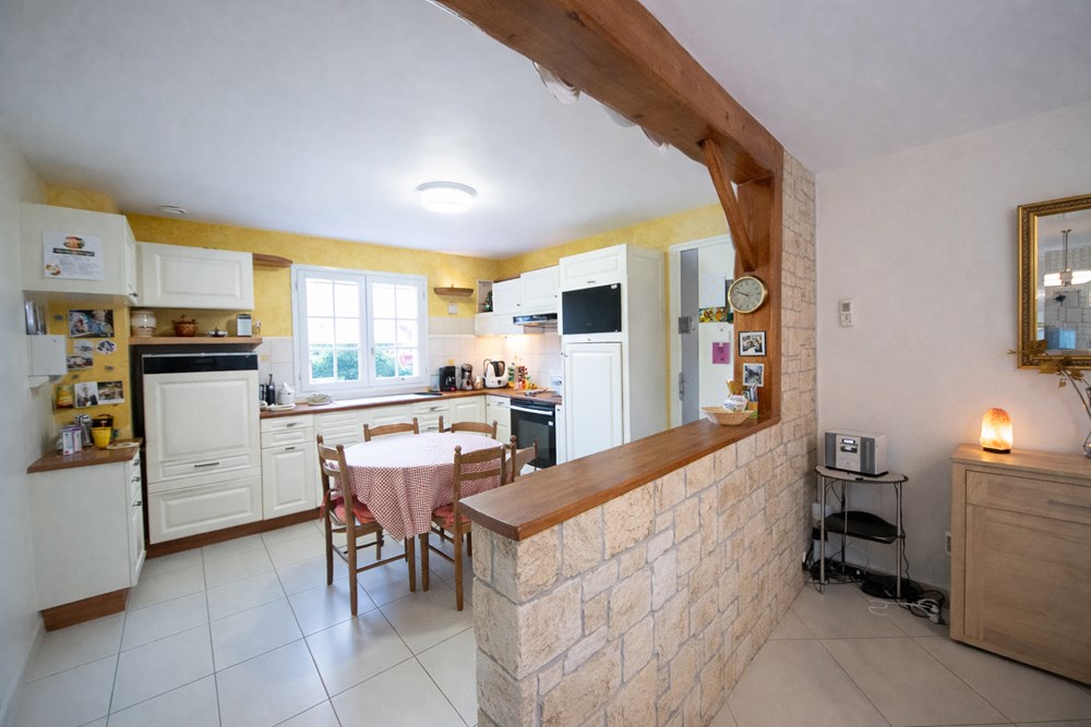 MAISON - 4/5 CHAMBRES - ESPACE VIE 60 M² - TERRAIN 450M² - CALME - AUCUN TRAVAUX photo 5
