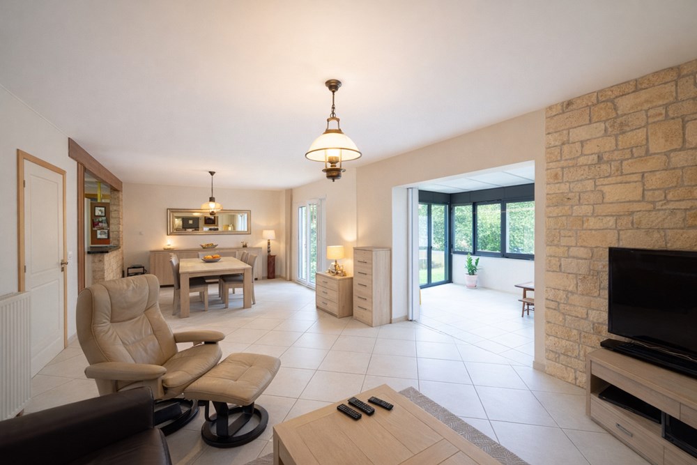 MAISON - 4/5 CHAMBRES - ESPACE VIE 60 M² - TERRAIN 450M² - CALME - AUCUN TRAVAUX photo 3
