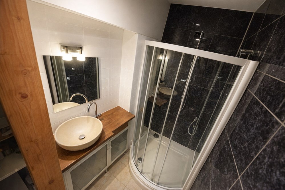 BREST - APPARTEMENT - 50 M2 - 2 PIECES photo 4
